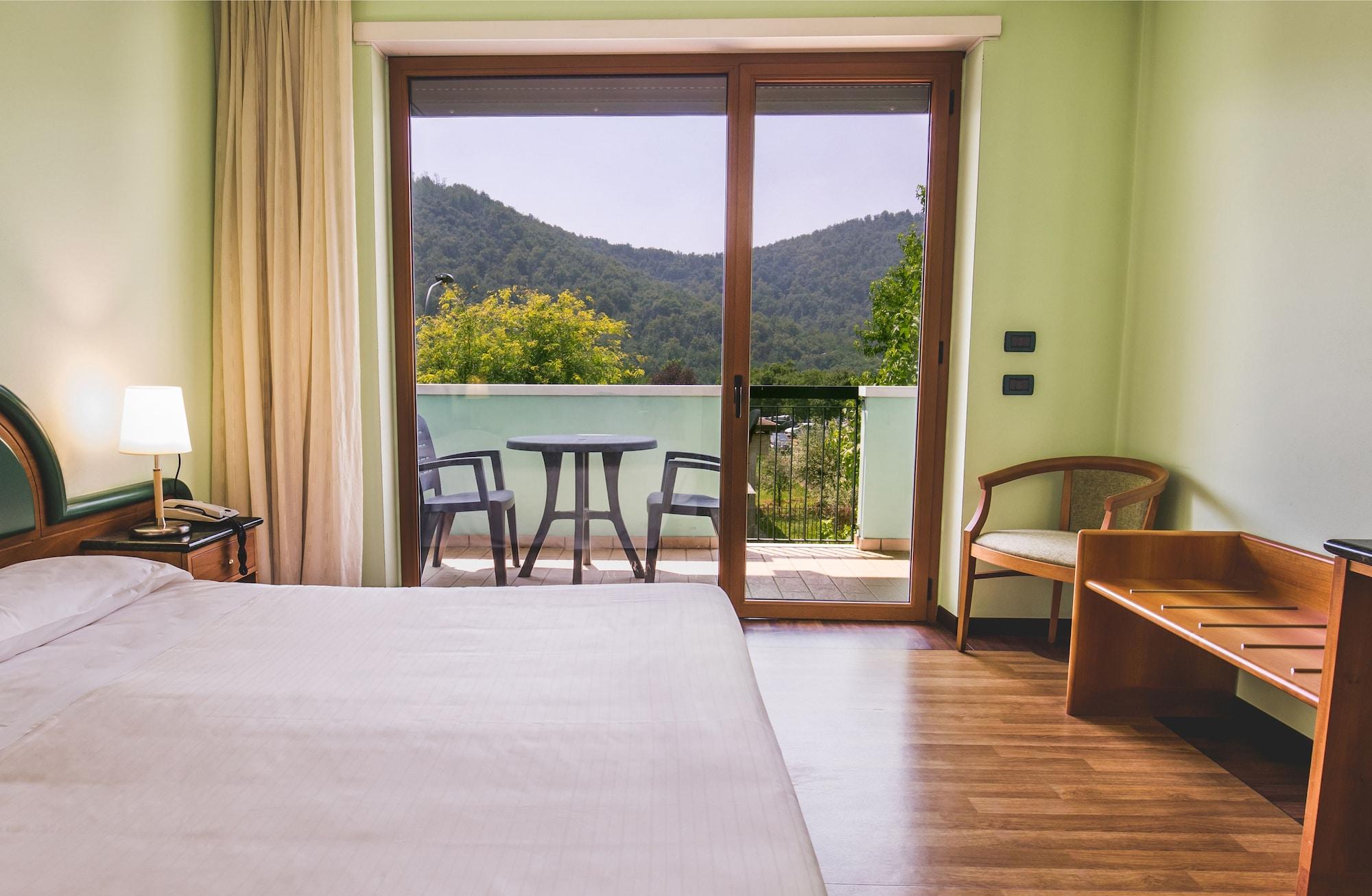 La Fonte Hotel Ome Экстерьер фото