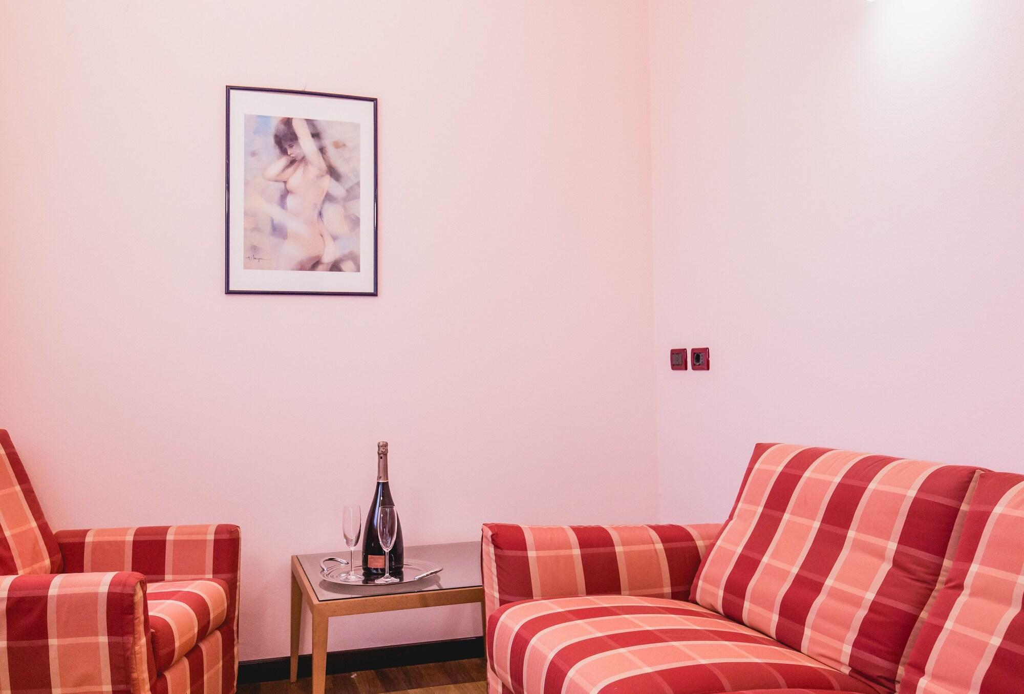 La Fonte Hotel Ome Экстерьер фото