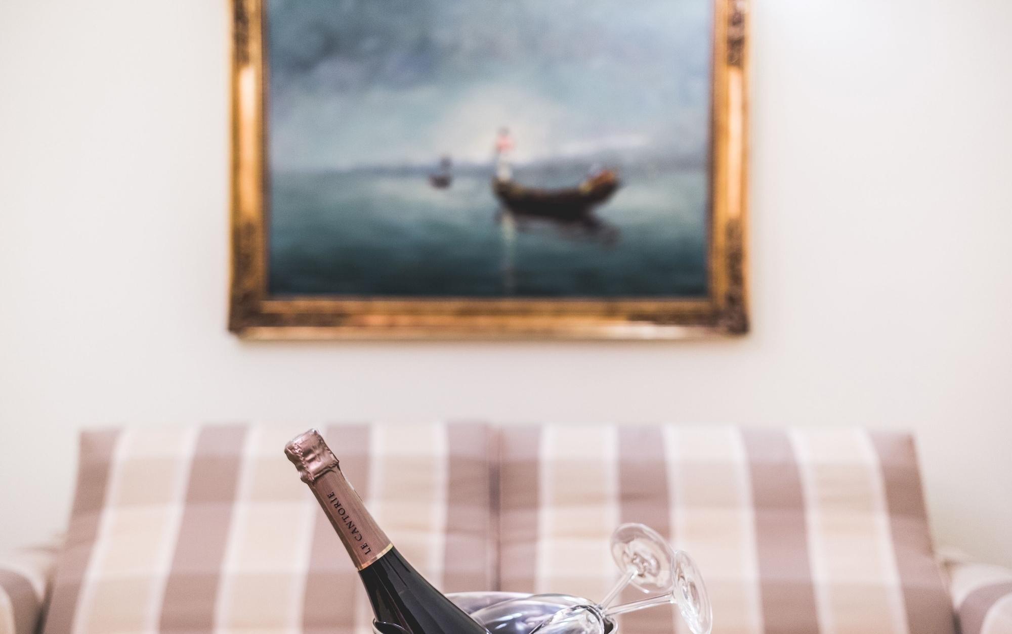 La Fonte Hotel Ome Экстерьер фото