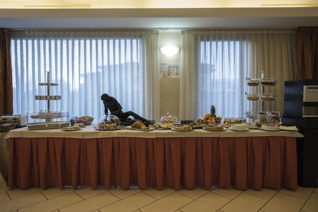 La Fonte Hotel Ome Экстерьер фото