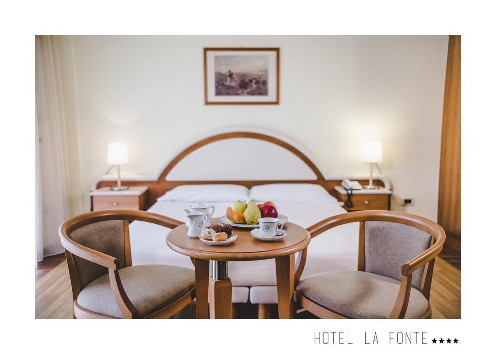 La Fonte Hotel Ome Экстерьер фото