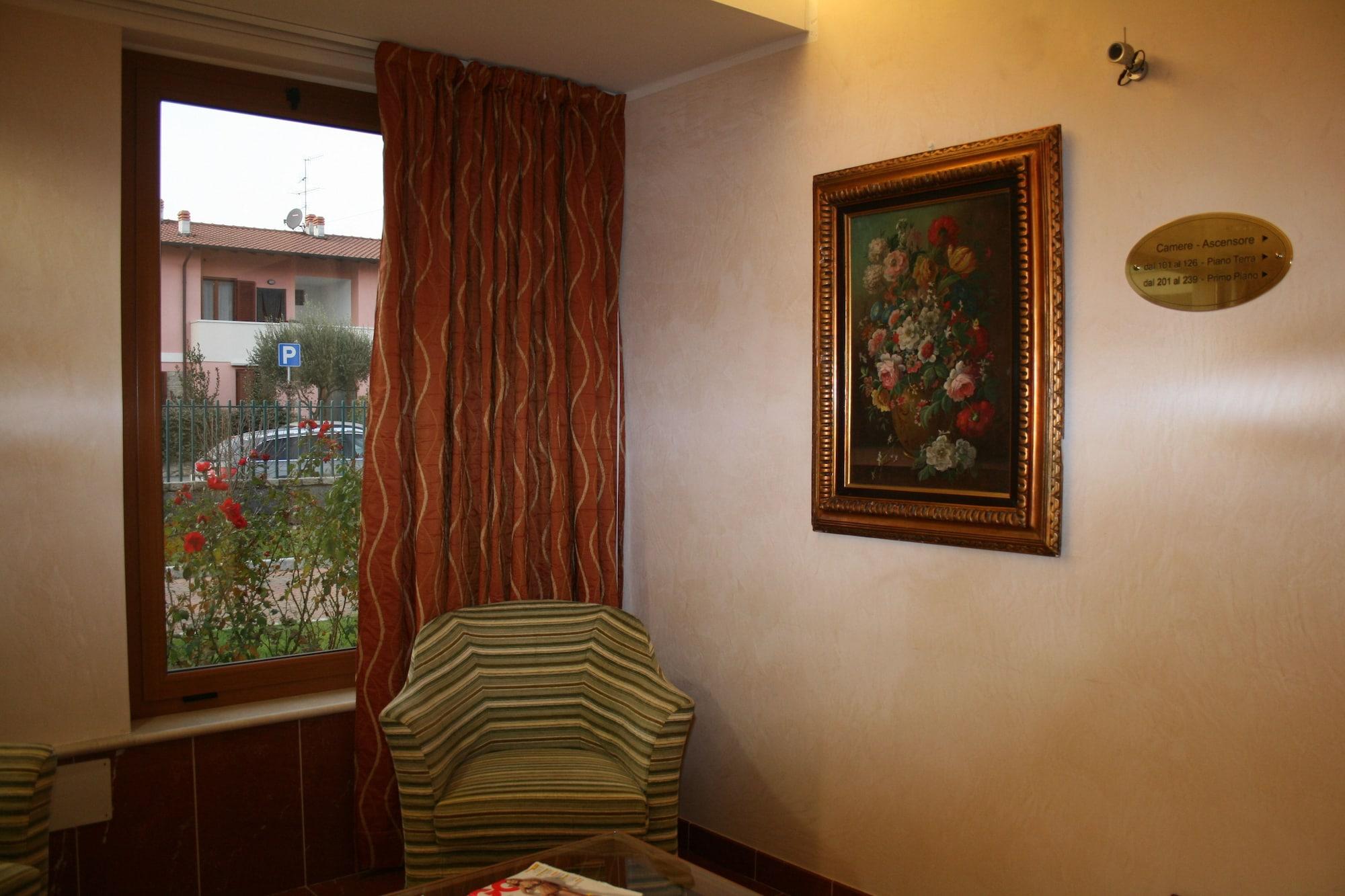 La Fonte Hotel Ome Экстерьер фото